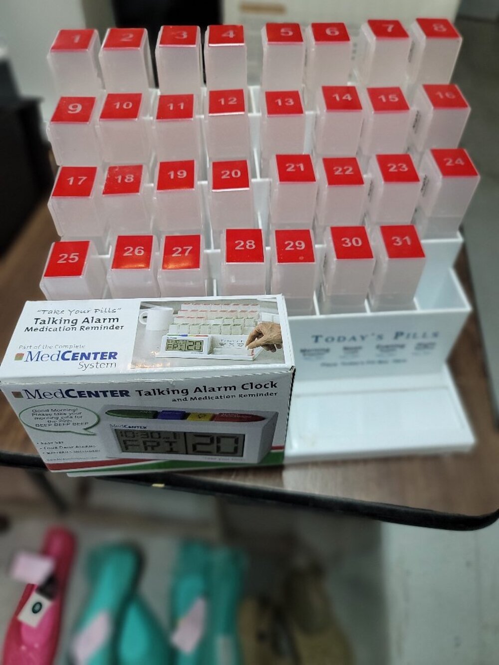 medcenter 31 day pill organizer talking alarm clock unused